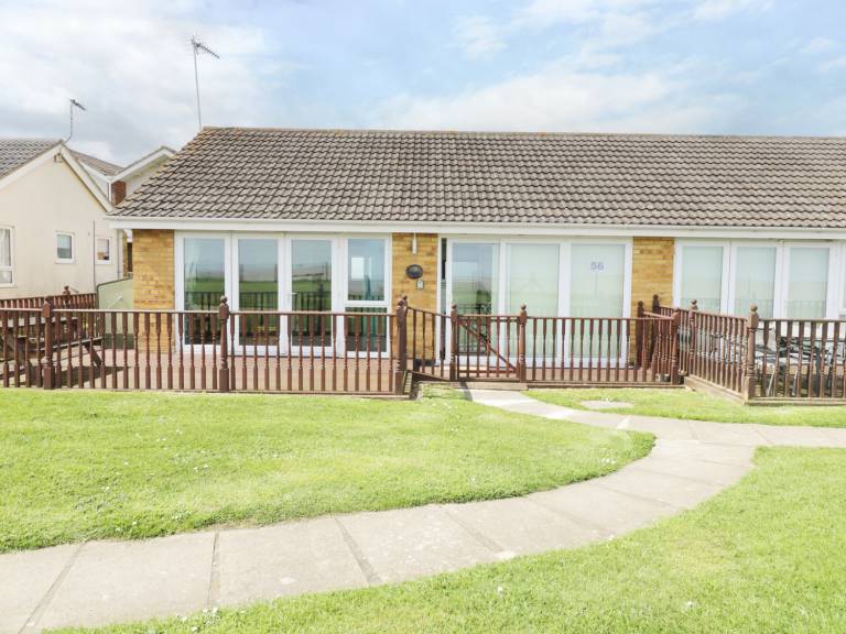 Holiday & Lettings in GorlestononSea from £43 HomeToGo