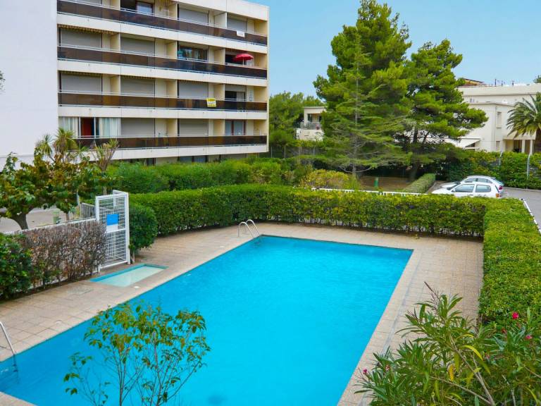 Locations et appartements de vacances au Canet-en-Roussillon - HomeToGo
