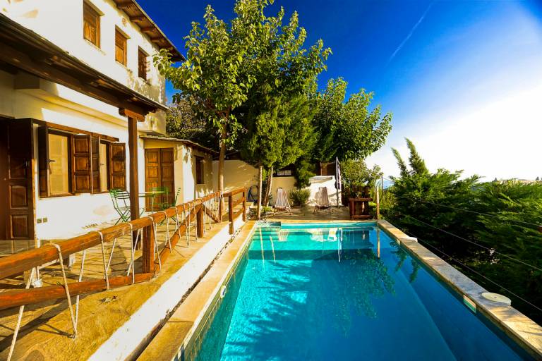 Vakantiehuizen en appartementen in Pilion - HomeToGo