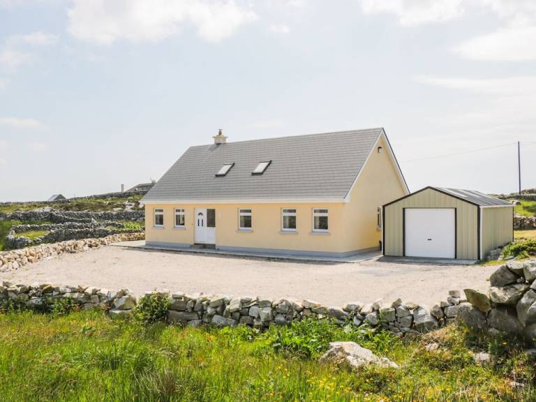 Aran Islands Vacation Rentals from 65 HomeToGo