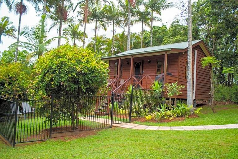 Holiday cottages at Nambour – gateway to the Sunshine Coast hinterland - HomeToGo
