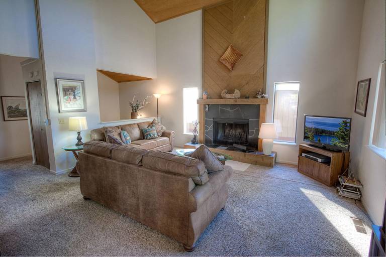 Furnished homes in California Monthly Rentals HomeToGo