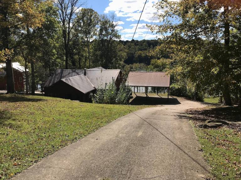 Nolin Lake Vacation Rentals from 75 HomeToGo