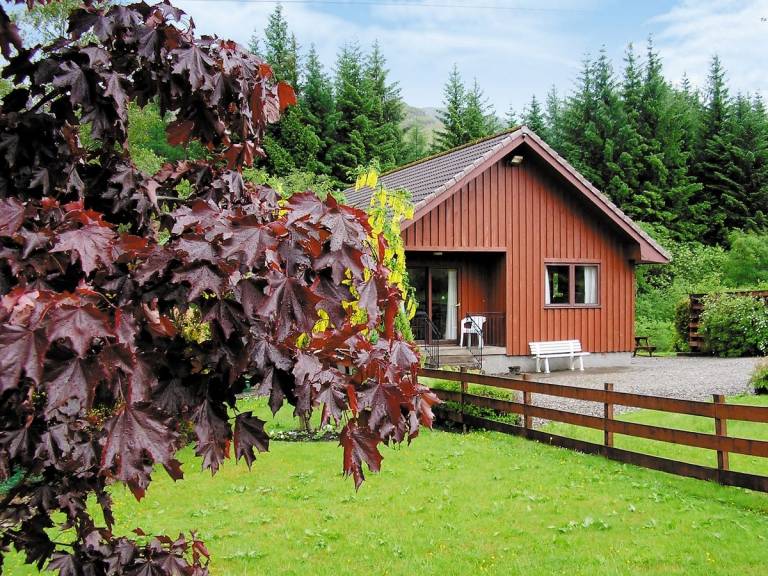 Scottish Highland splendour with holiday cottages in Crianlarich - HomeToGo