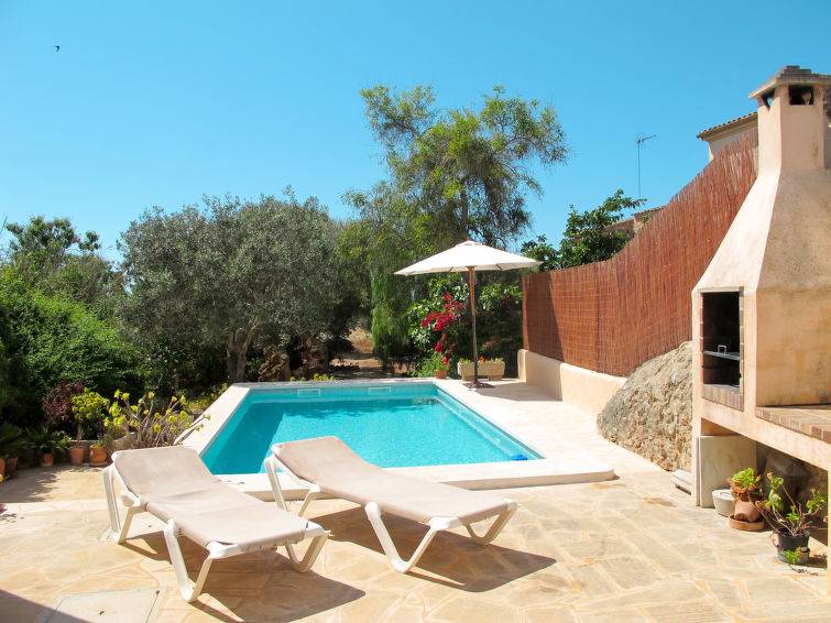 Find holiday homes & self catering in Majorca from £35