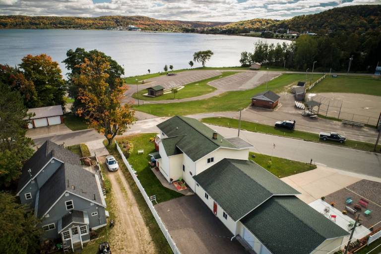 Top Munising Vacation Rentals