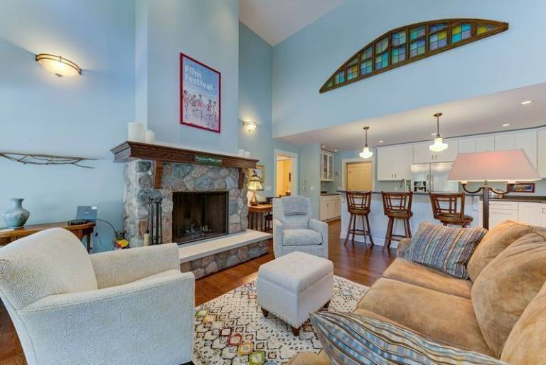Lodging & Cabins in Leland - HomeToGo