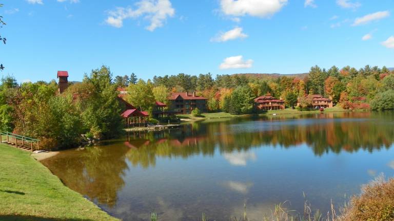 5 Best Dog-Friendly Beaches in New Hampshire - Tripping.com Rentals ...