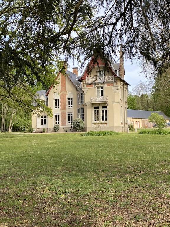 Locations Vacances à Ruaudin dès 58 € HomeToGo