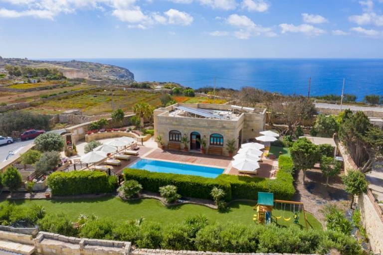 Location de villas et hébergements à Malte dès 31 € HomeToGo