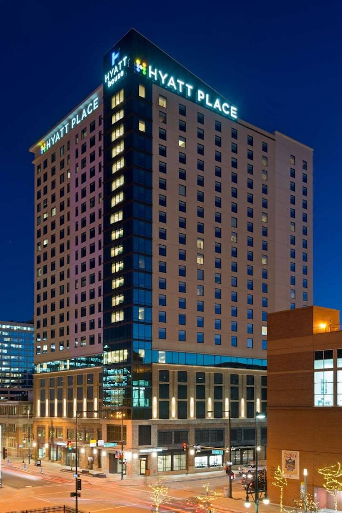 Hotels in Denver: Top Offers | HomeToGo