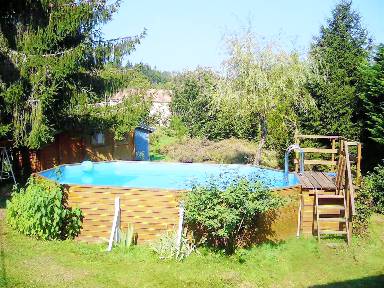 House Pool Esmoulières