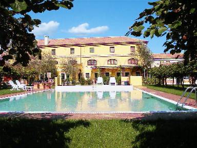 Case e appartamenti vacanza a Villa Bartolomea