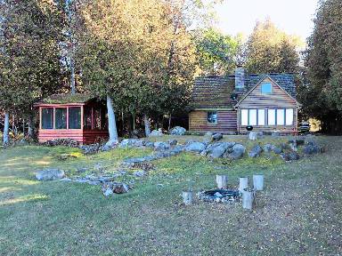 A vacation rental on the Gem of the Huron, Drummond Island - HomeToGo