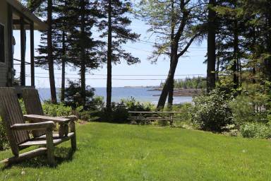Cottage Balcony Port Clyde