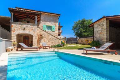 House Glavani