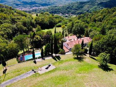Un appartamento vacanze a Pontremoli: alla scoperta della Lunigiana - HomeToGo