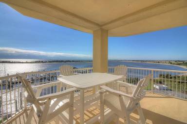 Condo Morehead City