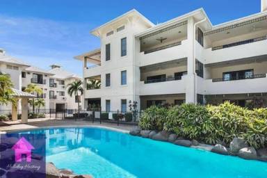 Apartment Pool Townsville City