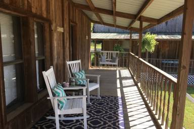 Cabin Balcony Centre