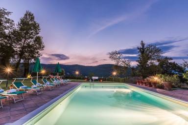 Villa Pool Felcino Nero