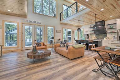 Cabin Broken Bow