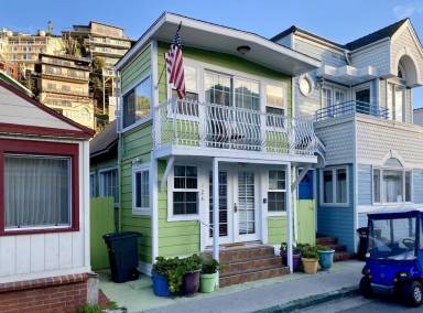 House Avalon