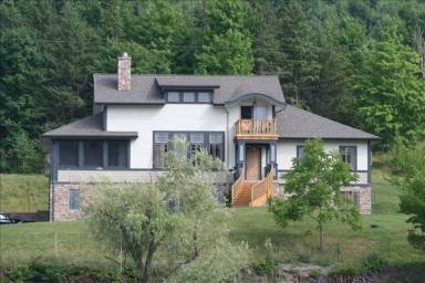 House Pet-friendly Canandaigua Lake