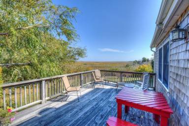 House Pet-friendly West Barnstable