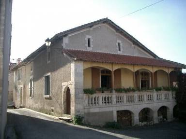 House Balcony Tocane-Saint-Apre