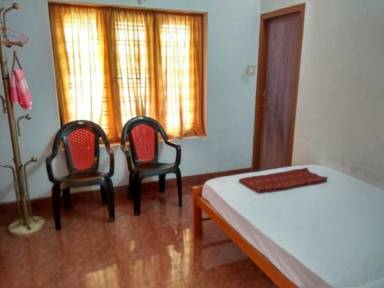 Private room Yard Parottukonam