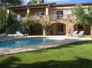 Location de vacances à Boulouris, détente sur la Côte d’Azur - HomeToGo