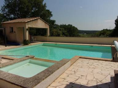 House Saint-Victor-des-Oules