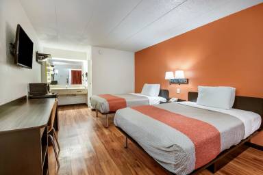 Motel Grove City