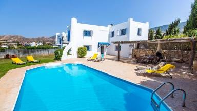 Villa Internet Pomos