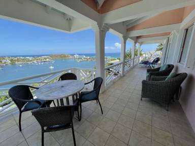 House Sint Maarten