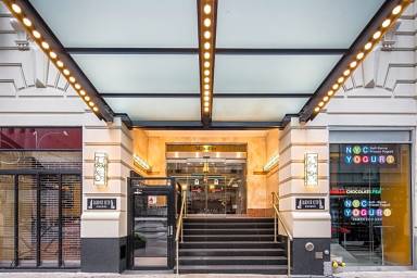 Aparthotel Theater District