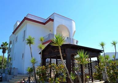 House Balcony/Patio Torre Canne