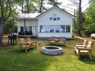 House Tahquamenon Falls State Park