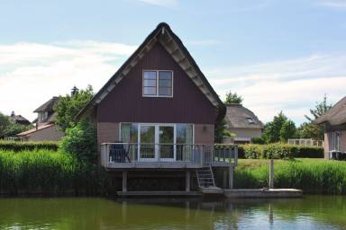 Villa Makkum