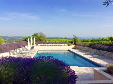 Farmhouse Pet-friendly Cabrières-d'Aigues