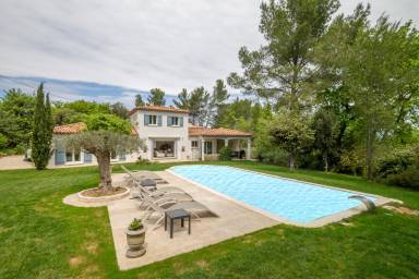 Villa Peyrolles-en-Provence