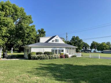 House Put-in-Bay