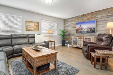 House Pet-friendly Bothell