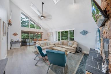 House Kitchen Moneta