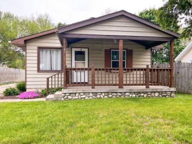 House Tallmadge Township