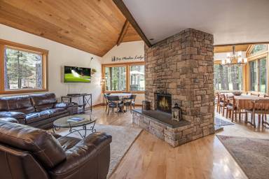 Find paradise in the mountains with a Black Butte Ranch vacation home - HomeToGo
