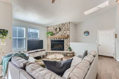 House Pet-friendly Lexington East