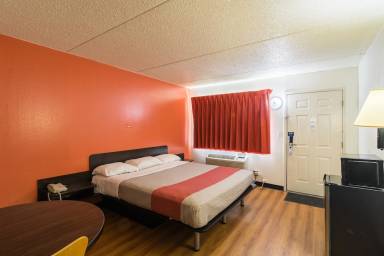 Motel Meadow Estates
