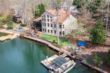 House Allatoona Lake